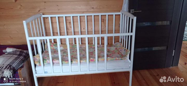 Детская кроватка