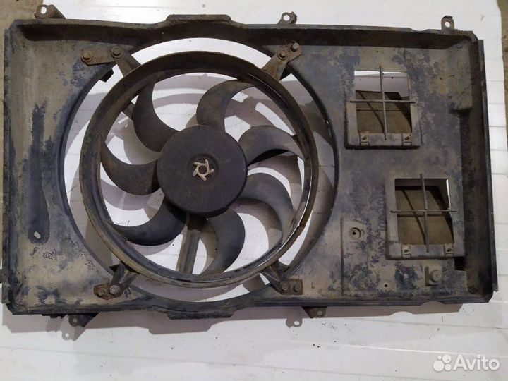 Вентилятор охлаждения радиатора Toyota Camry седан