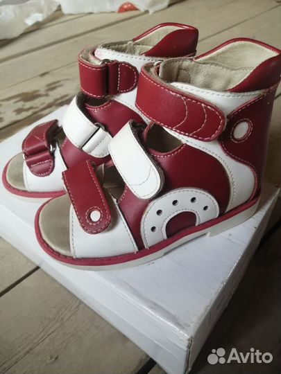 Босоножки для девочки 26 размер