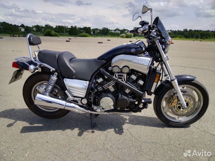 Yamaha V-max 1200