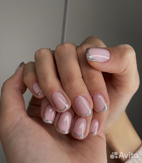 Маникюр Педикюр Брови Макияж