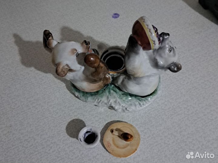 Фарфоровые статуэтки СССР. Мишки сладкоежки