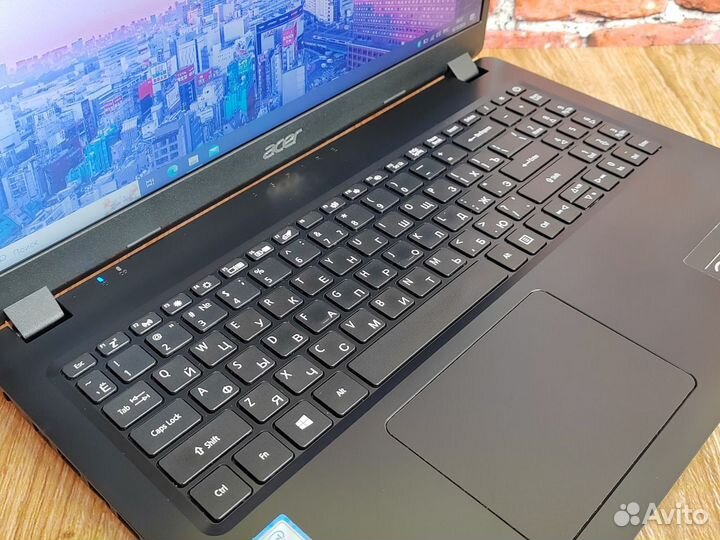 Тонкий Acer Core i5 6300U/12Gb/SSD/15.6