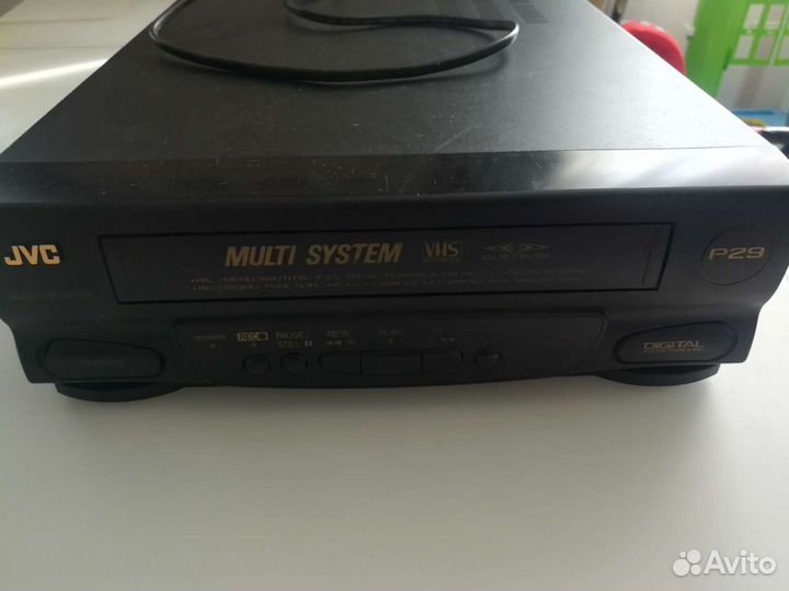 Видеомагнитофон