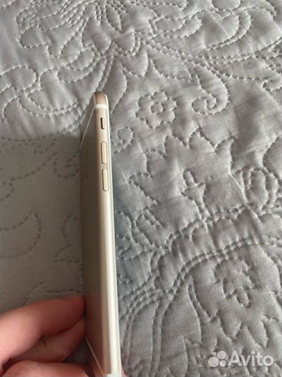 iPhone 6 16 gb A1586