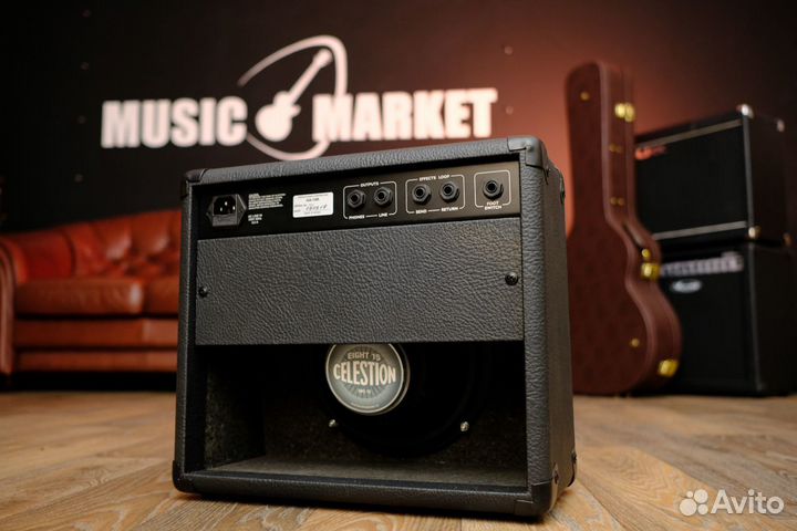 Комбоусилитель + аксессуары