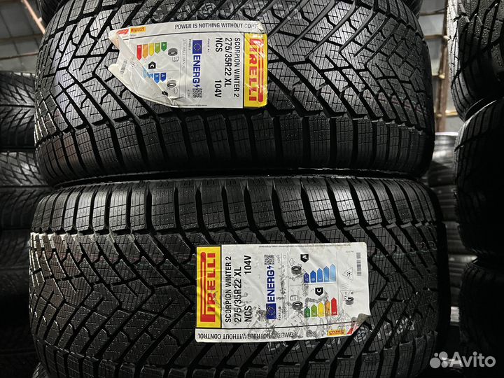 Pirelli Scorpion Winter 2 315/30 R22 и 275/35 R22 110V