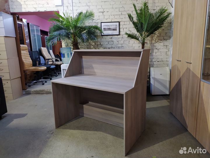 Стойка ресепшн Импульс. Новая