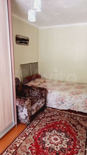 2-к. квартира, 43 м², 1/4 эт.