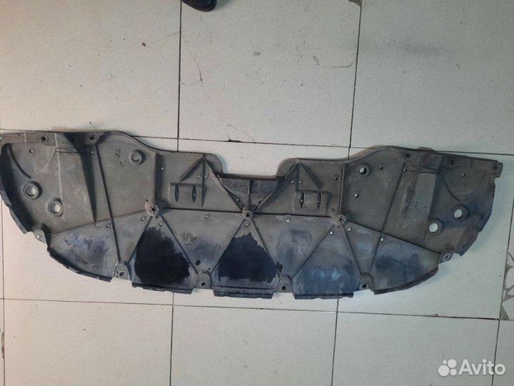 Пыльник двигателя передний Toyota Camry V70