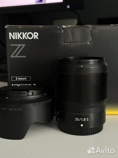 Nikon z 35 1.8