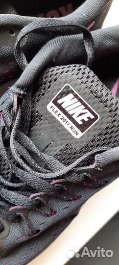 Кроссовки Nike
