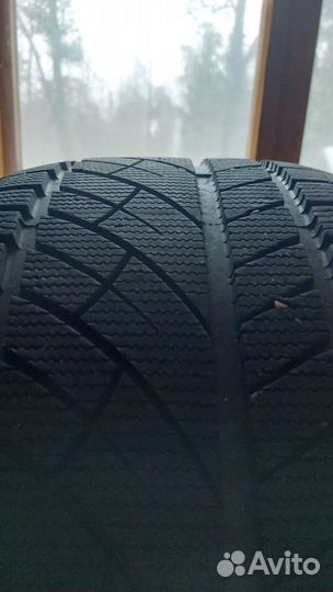 RoadX RX Frost WC01 295/35 R21