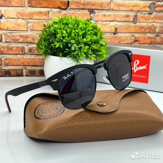 Солнцезащитные очки Ray Ban