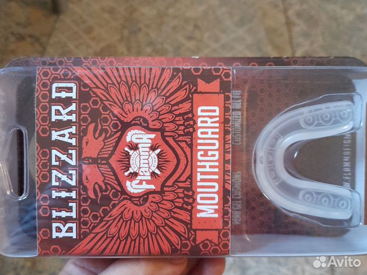 Шлем для едиоборств