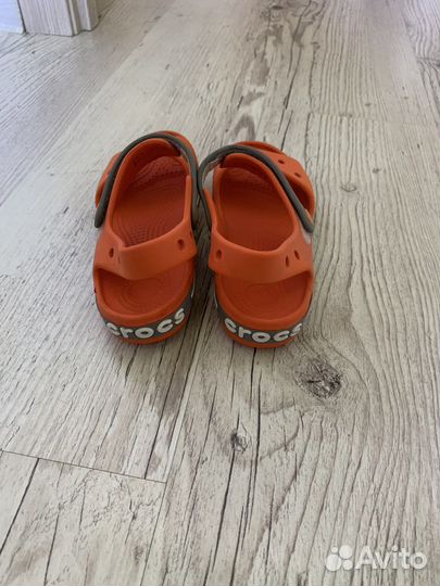 Сандалии crocs c13