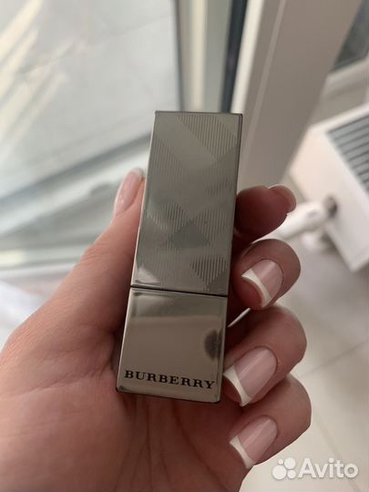 Burberry помада