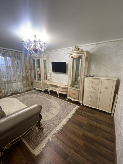 2-к. квартира, 50 м², 3/9 эт.