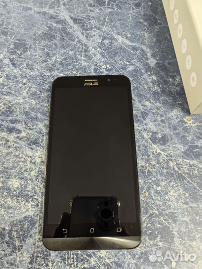ASUS ZenFone Go ZB552KL, 2/16 ГБ