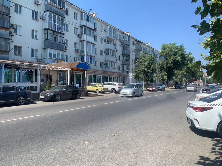 Продам, ПСН, Центр, первый этаж, 506 м²