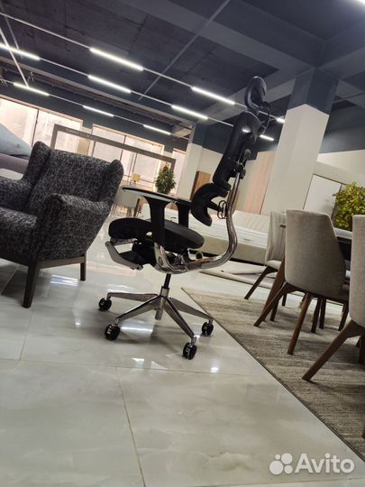 Эргономичное кресло с поддержкой поясницы