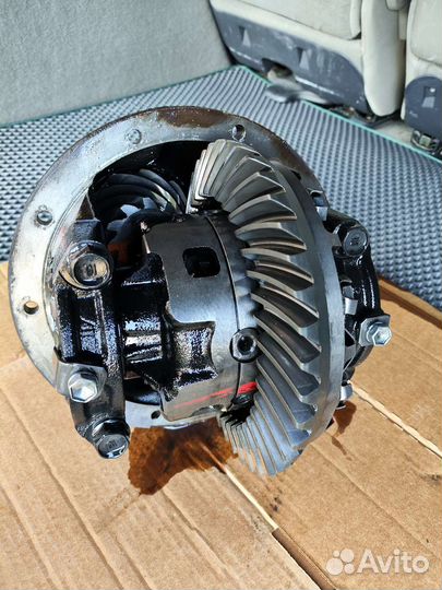 Редуктор задний Toyota LC Prado 120 411103D550