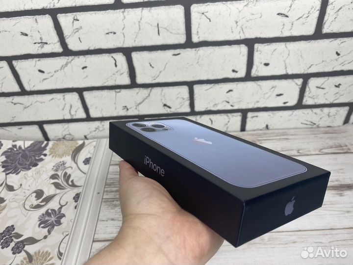 Оригинальный iPhone XR в корпусе 13 pro