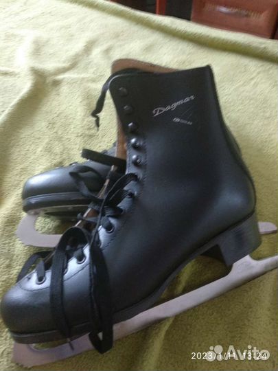 Коньки мужские 42 размер новые