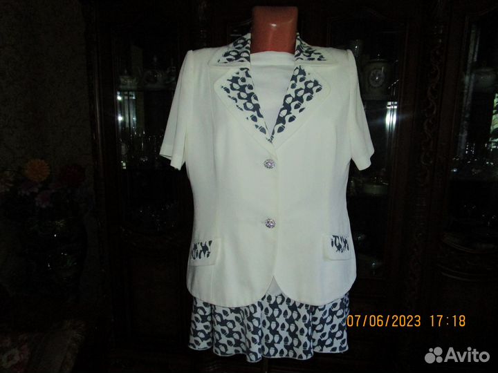 Костюм тройка женский летний белый р52