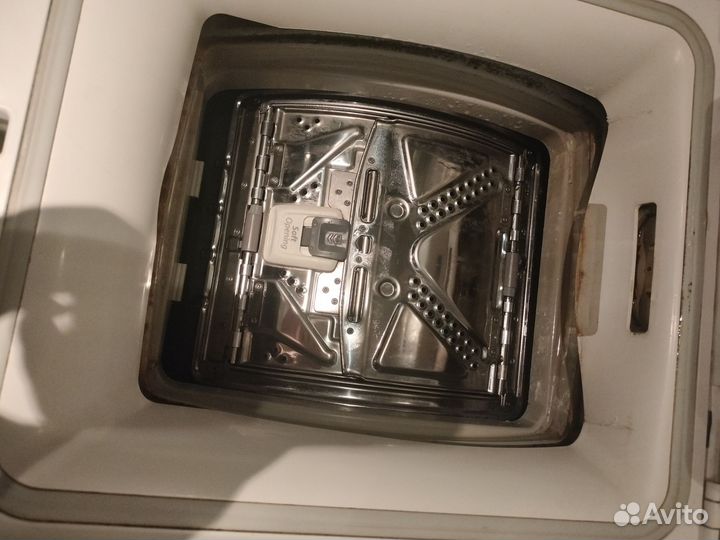 Стиральная машина с вертикальной загр. на запчастм