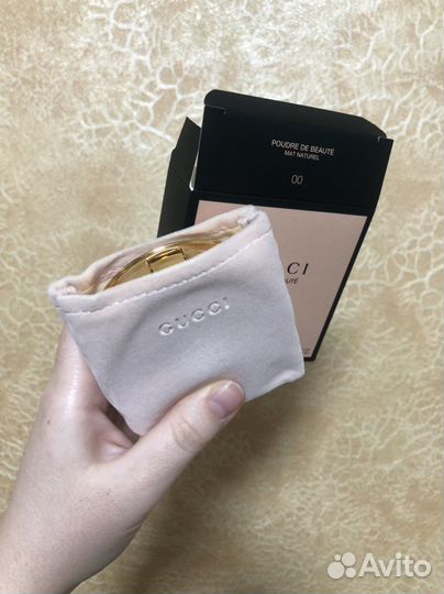 Косметика Dior, Gucci, Charlotte Tilbury