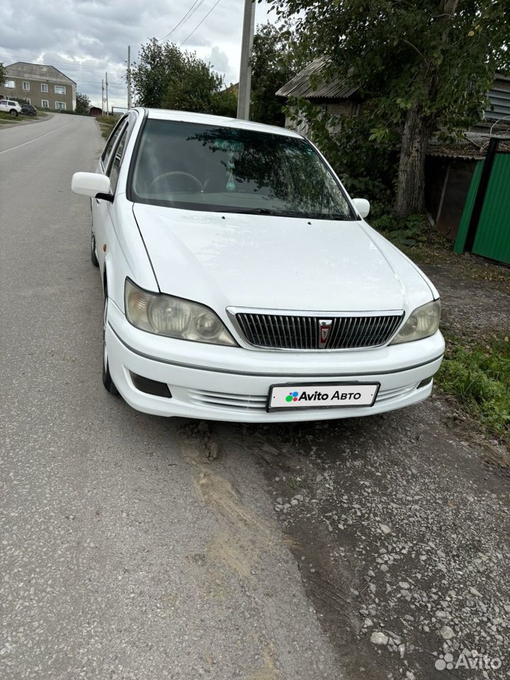 Toyota Vista 1.8 AT, 2001, 280 км