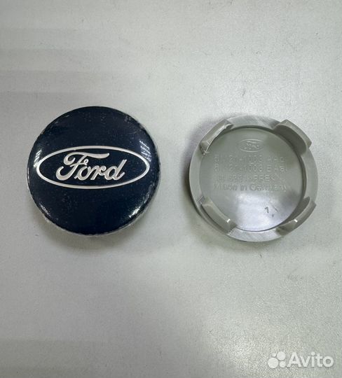 Колпачок ступицы литого диска Ford 1429118