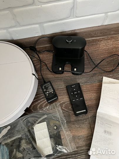 Робот пылесос redmond rv r450