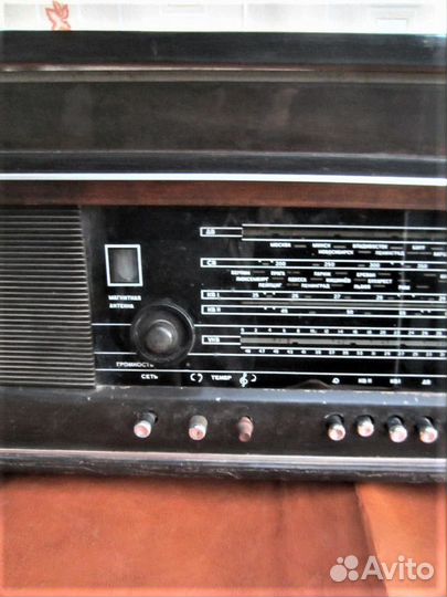 Радиола сетевая ламповая Урал-111