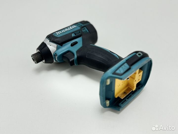 Гайковерт Винтовкрт Шуруповерт Makita DTD152