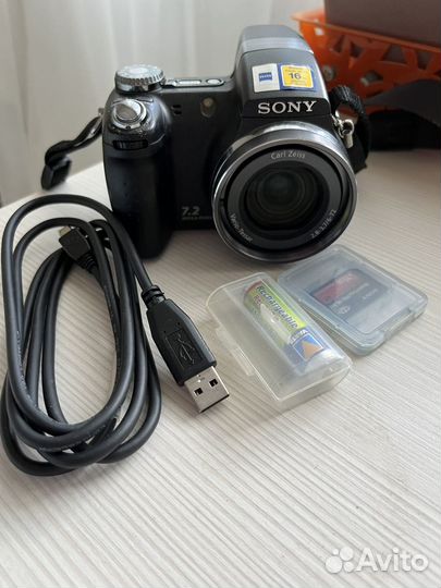 Фотоаппарат Sony Cyber-shot DSC-H5