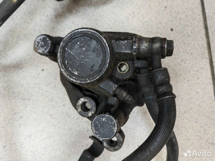 Суппорт передний Yamaha XJ750