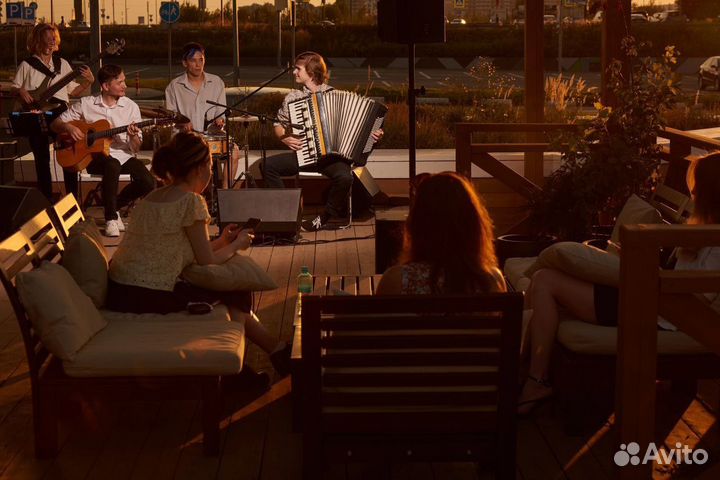 Живая музыка на праздник. Группа Capetown