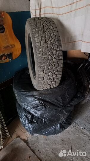 Dunlop Grandtrek Ice 02 215/65 R16 102T