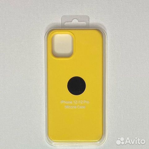Силиконовый чехол на iPhone 12 / 12 Pro жёлтый