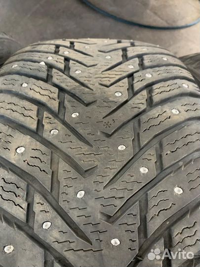 Nokian Tyres Hakkapeliitta 8 245/45 R18