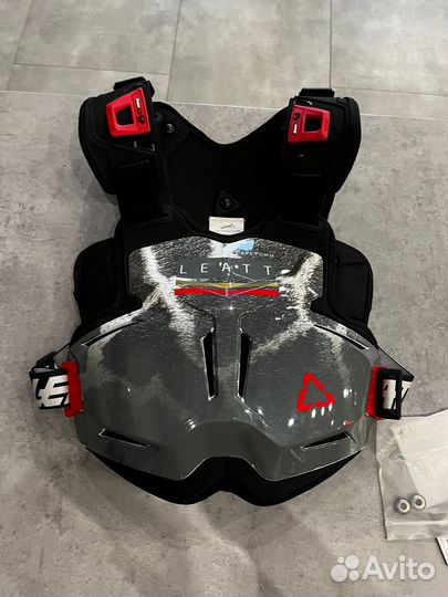 Защита панцирь Leatt Chest Protector 2.5 Giraffe