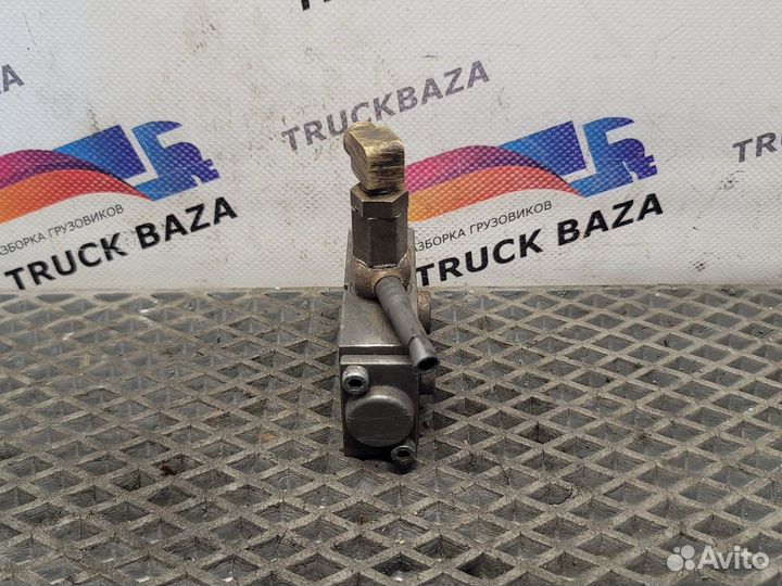 0501215358 Клапан делителя кпп ZF