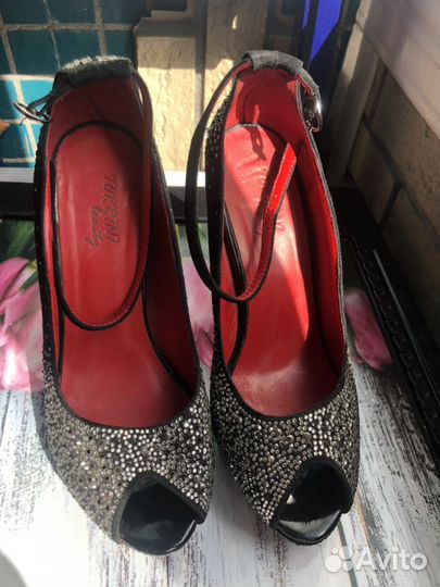 Космические туфельки