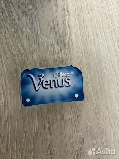 Кассеты женские Venus Gillett