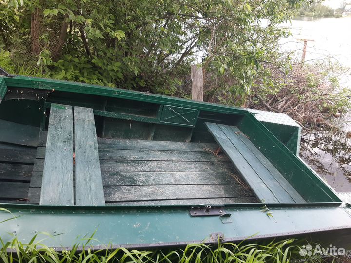 Продам катер Днепр