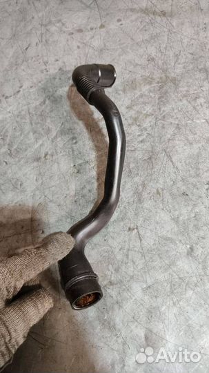 Патрубок (трубка) EGR Skoda Octavia (A4) 1998