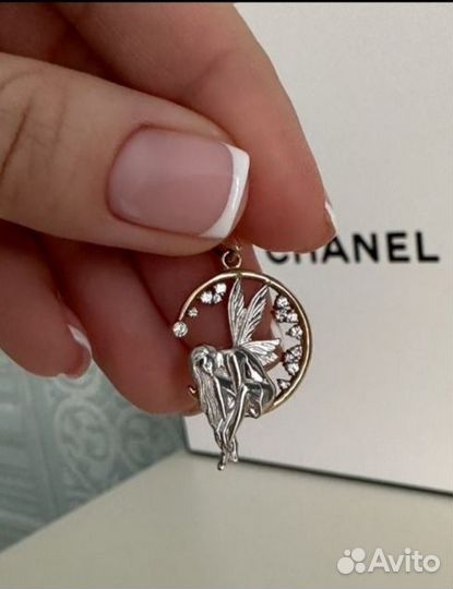 Золотая подвеска 2.72гр