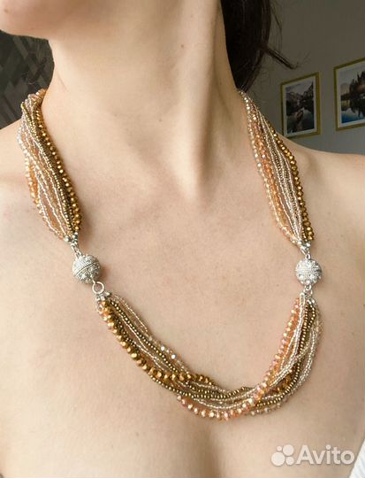 Комплект браслет и бусы из бисера